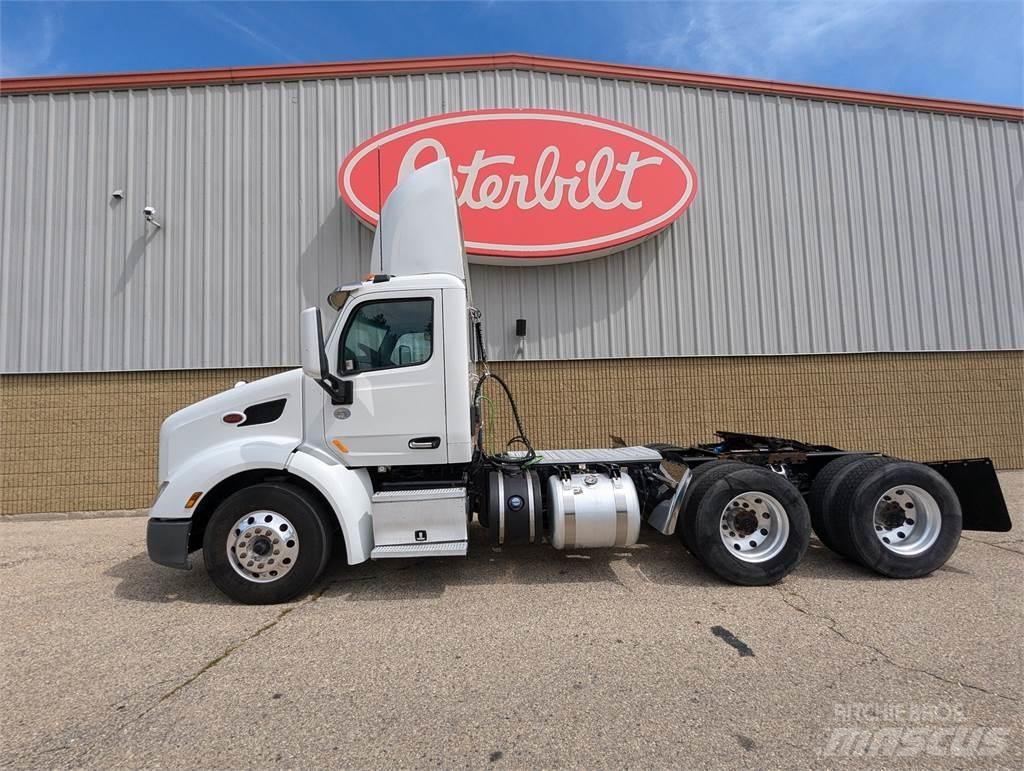 Peterbilt 579 Τράκτορες