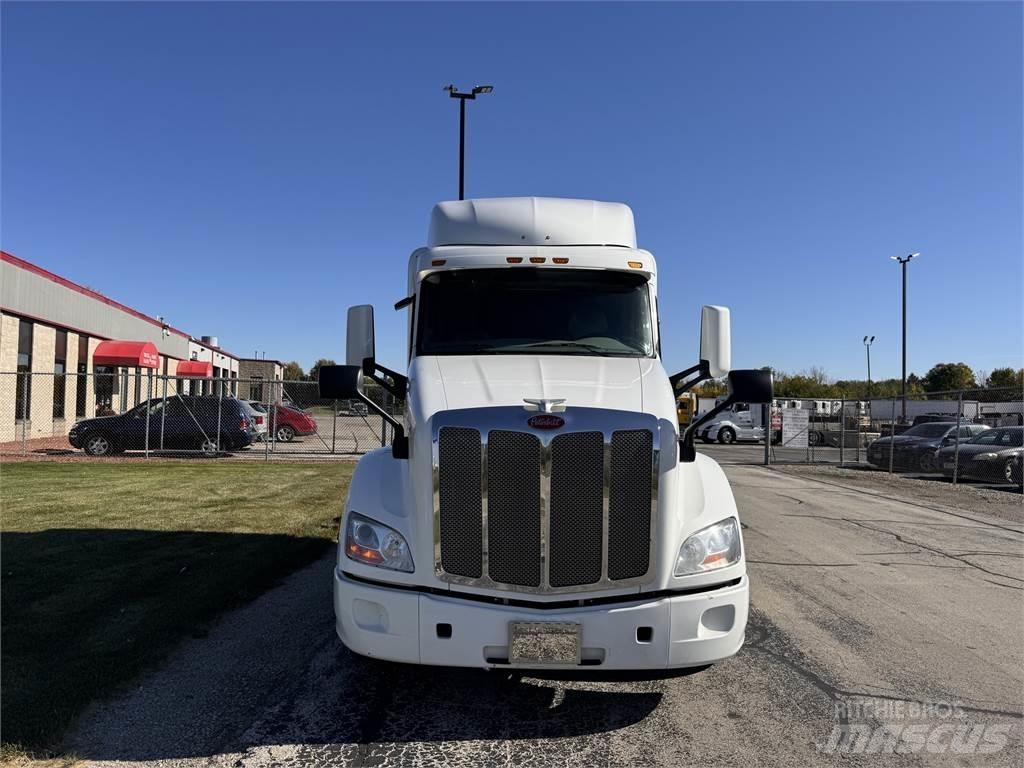 Peterbilt 579 Τράκτορες