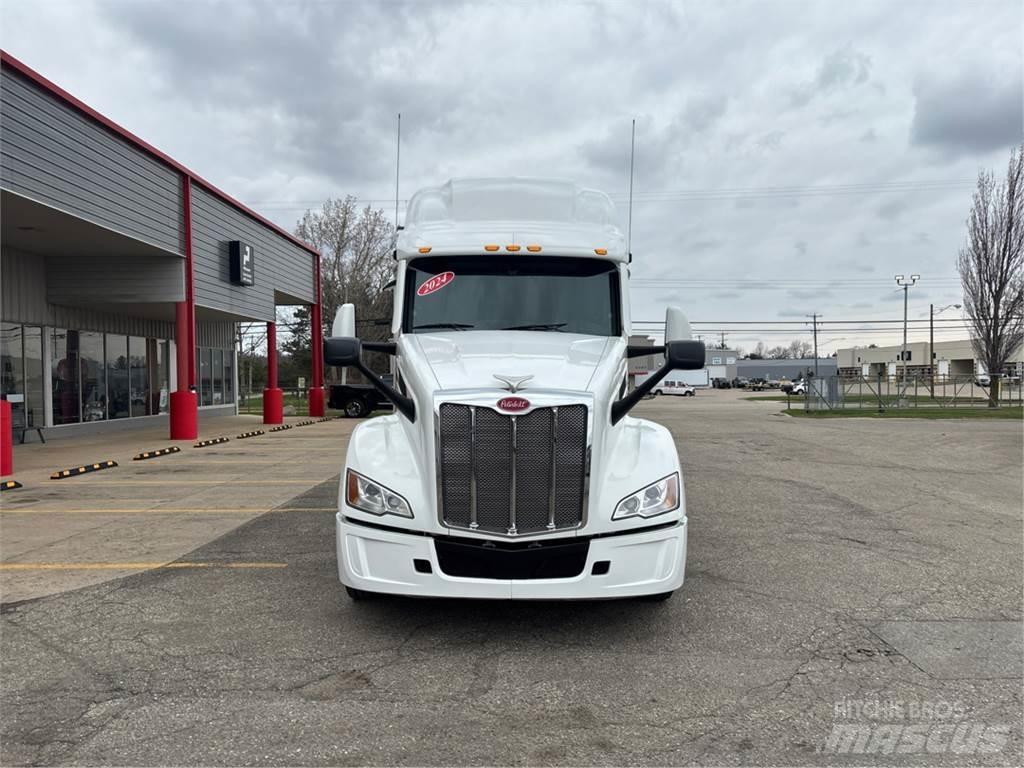 Peterbilt 579 Τράκτορες