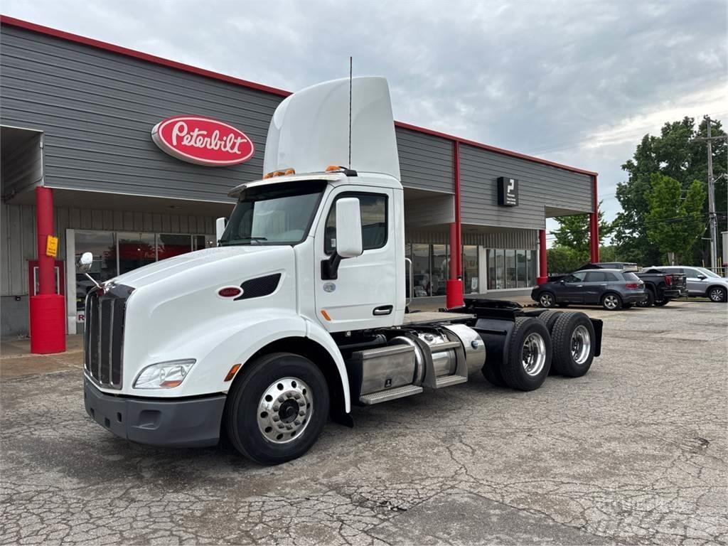 Peterbilt 579 Τράκτορες