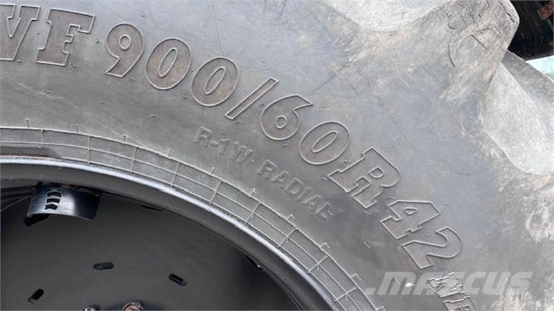 Valtra S294 Τρακτέρ