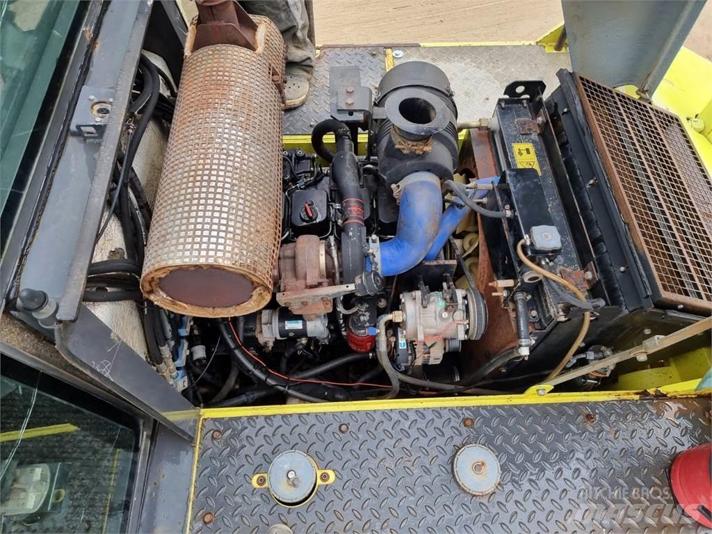 Ammann AP240 Κύλινδροι με επίσωτρα με αέρα