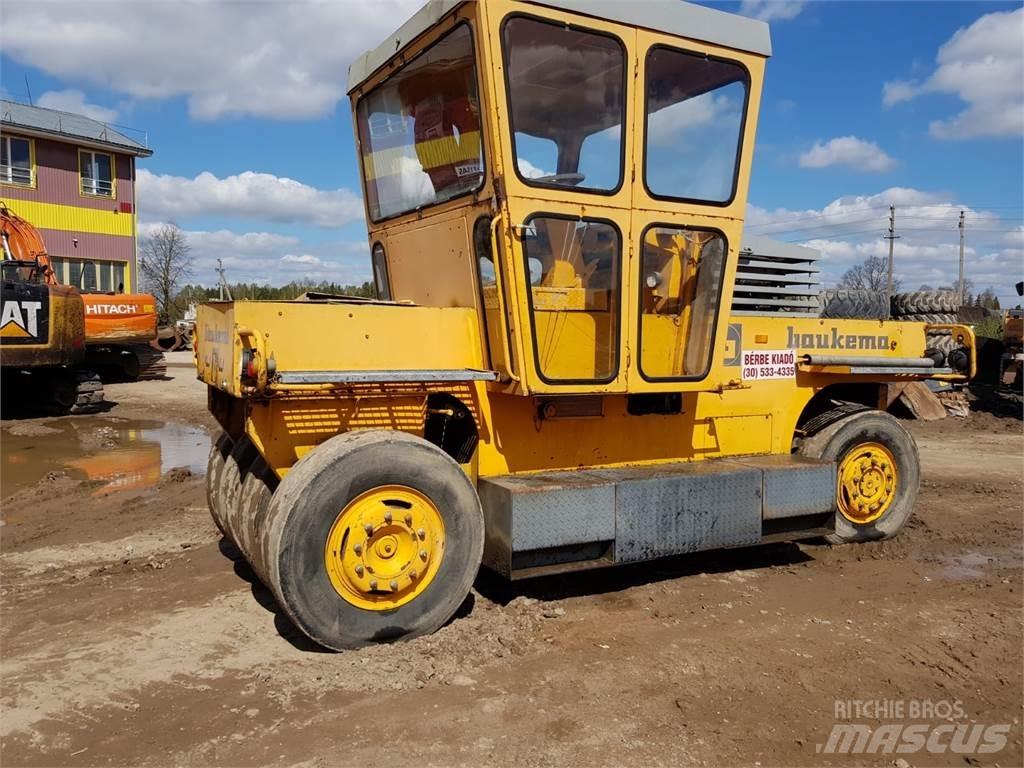 Bomag SGW-17 Κύλινδροι με επίσωτρα με αέρα
