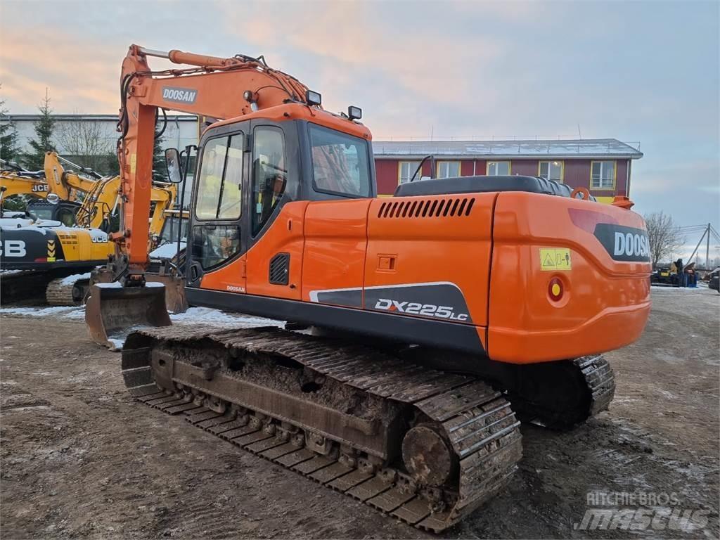 Doosan DX225LC Εκσκαφείς με ερπύστριες