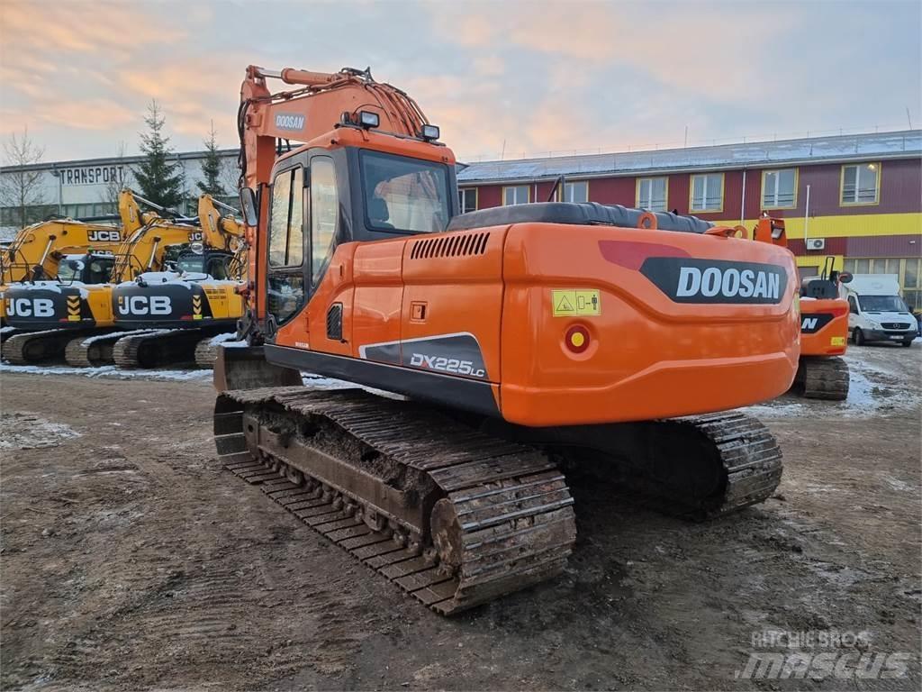Doosan DX225LC Εκσκαφείς με ερπύστριες
