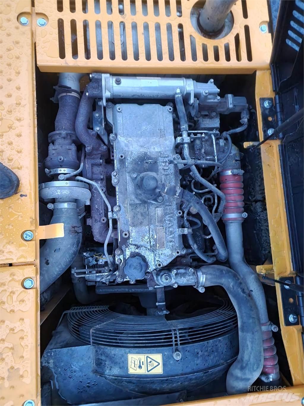 JCB JS220LC Εκσκαφείς με ερπύστριες