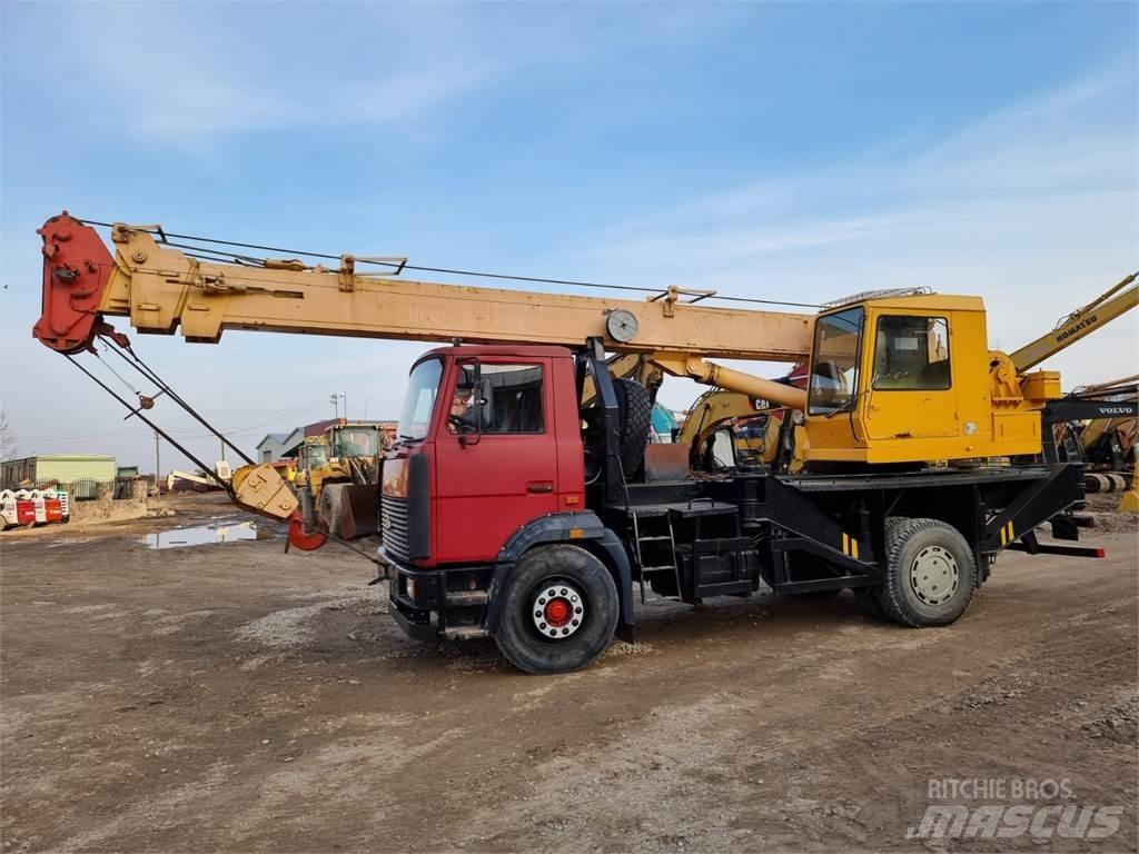 MAZ 533731 Γερανοί παντός εδάφους