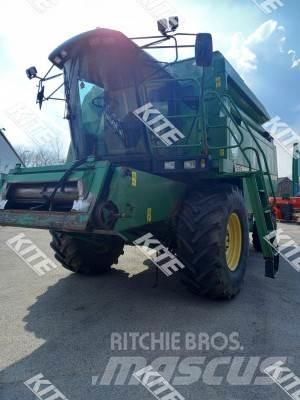 John Deere 2256 2WD Θεριζοαλωνιστικές μηχανές