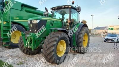 John Deere 6215R Τρακτέρ