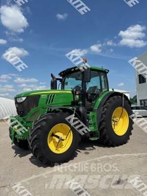 John Deere 6215R Τρακτέρ