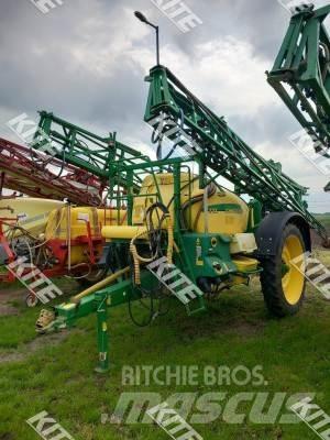 John Deere 732 Ρυμουλκούμενα ψεκαστικά