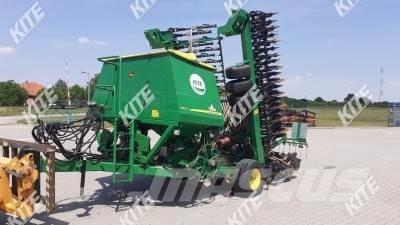 John Deere 740A 9M Σπορείς