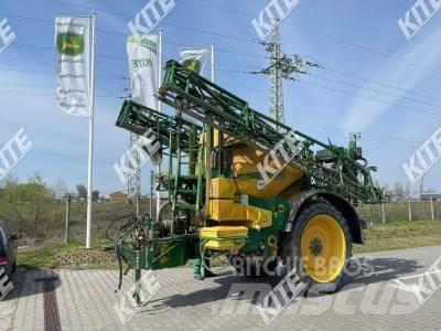 John Deere 832/18i Ρυμουλκούμενα ψεκαστικά