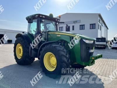 John Deere 8335R Τρακτέρ