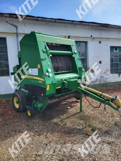 John Deere 852 Πρέσες κυλινδρικών δεμάτων