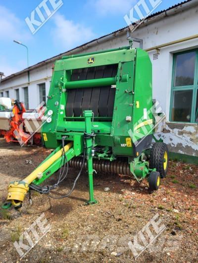 John Deere 852 Πρέσες κυλινδρικών δεμάτων