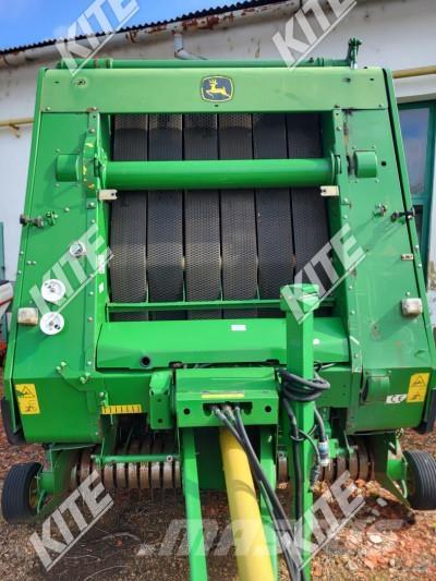 John Deere 852 Πρέσες κυλινδρικών δεμάτων
