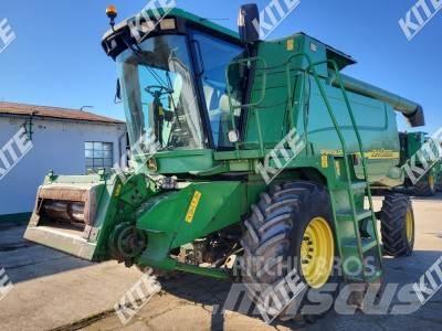 John Deere 9560 WTS 2WD Θεριζοαλωνιστικές μηχανές