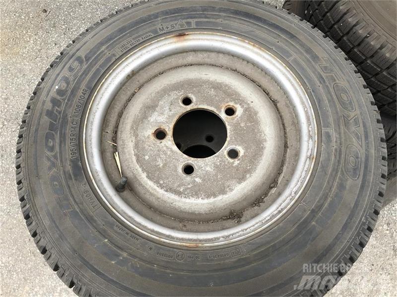 Toyo H09 Ελαστικά και ζάντες