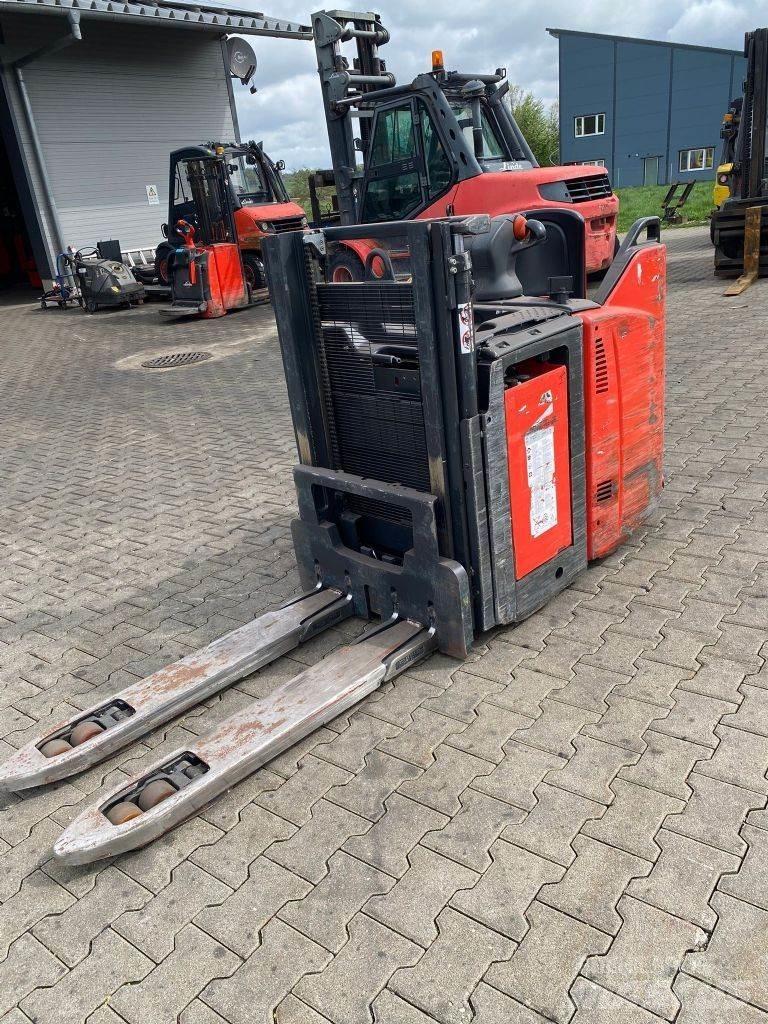 Linde D 12 SP Παλετοφόρα πεζού χειριστή με ιστό