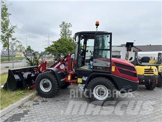 Yanmar V80 Φορτωτές με λάστιχα (Τροχοφόροι)