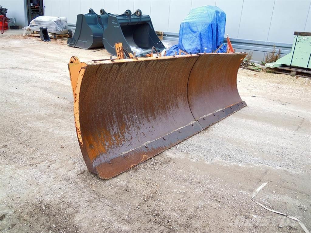  BOMBELLI EFU 28 Εκχιονιστήρες και χιονοδιώχτες