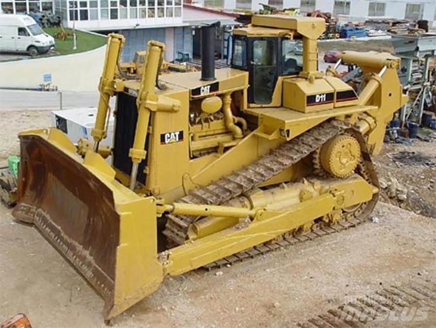 CAT D10 Μπουλντόζες με ερπύστριες
