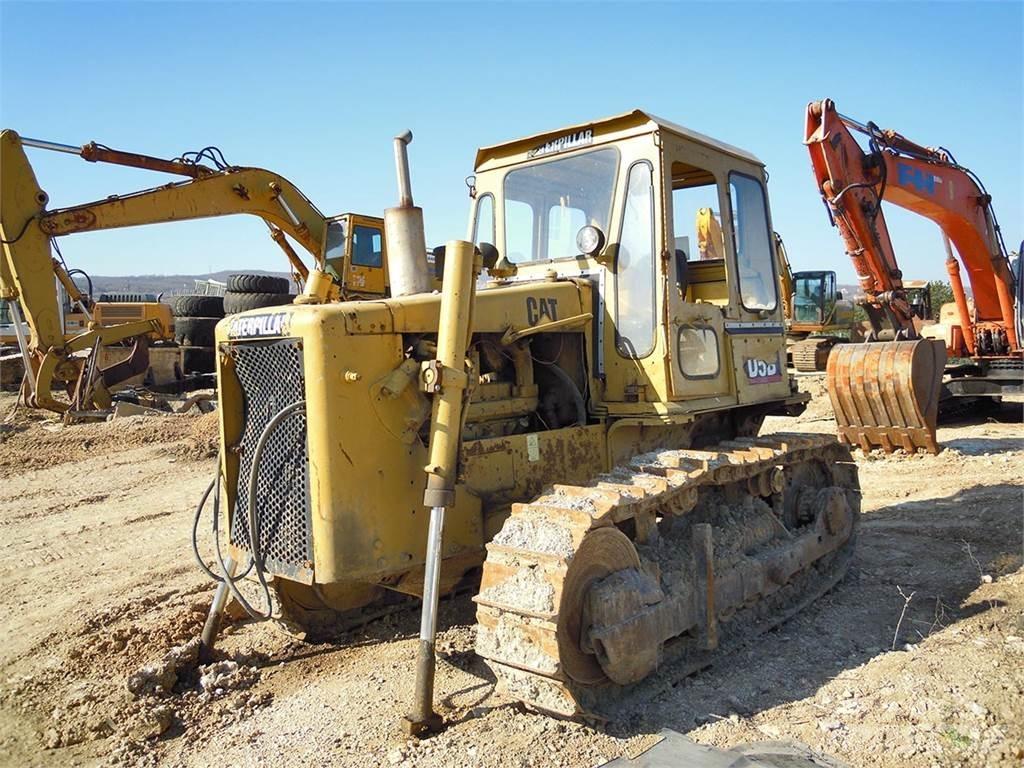 CAT D5B Μπουλντόζες με ερπύστριες