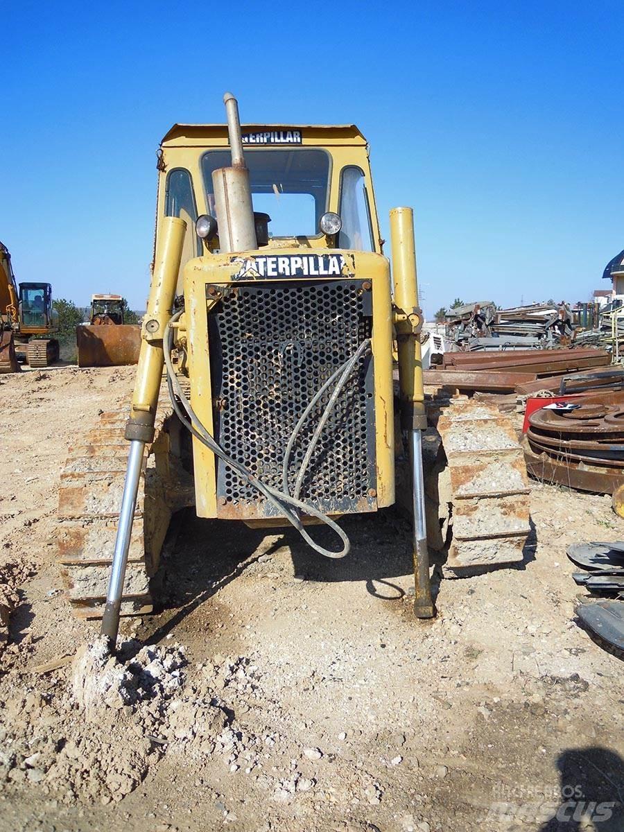 CAT D5B Μπουλντόζες με ερπύστριες