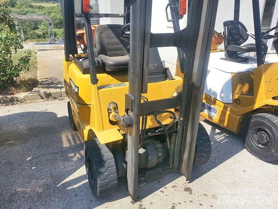 CAT GP18K Περονοφόρα ανυψωτικά κλαρκ με φυσικό αέριο LPG