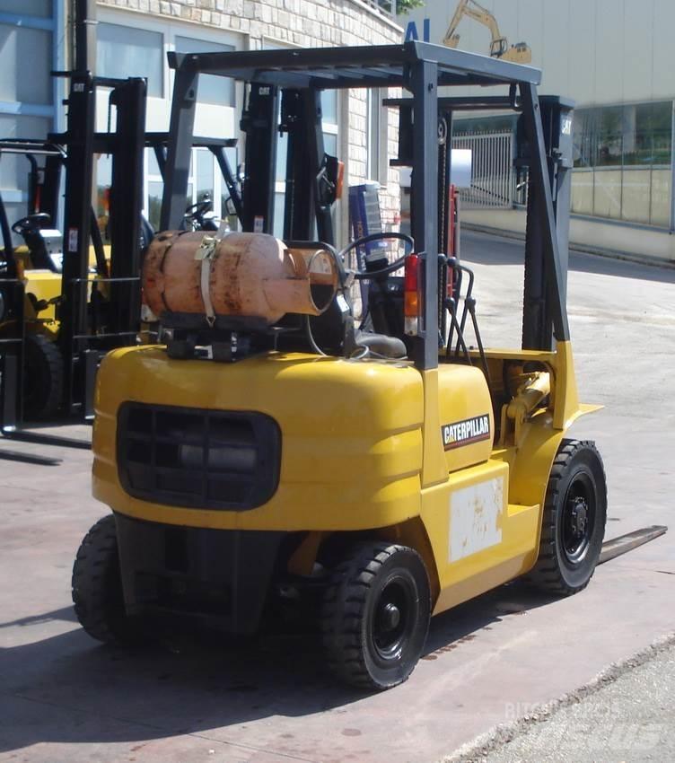 CAT GP20 Περονοφόρα ανυψωτικά κλαρκ με φυσικό αέριο LPG