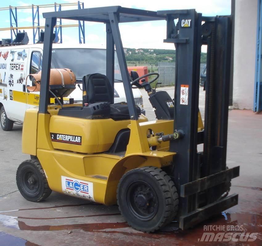 CAT GP20 Περονοφόρα ανυψωτικά κλαρκ με φυσικό αέριο LPG