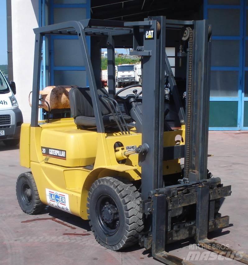 CAT GP20 Περονοφόρα ανυψωτικά κλαρκ με φυσικό αέριο LPG
