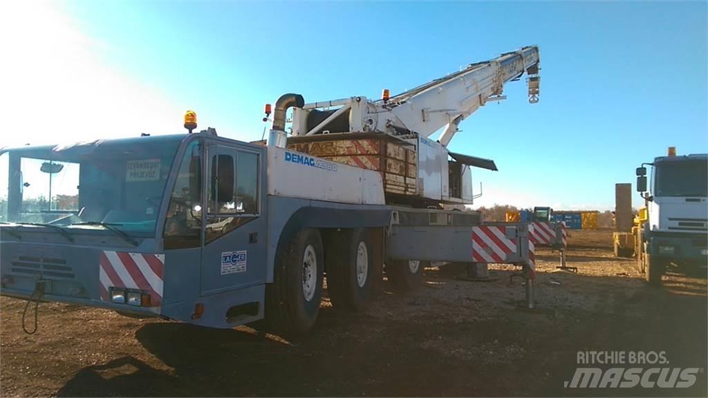 Demag AC 180 Γερανοί ανώμαλου εδάφους