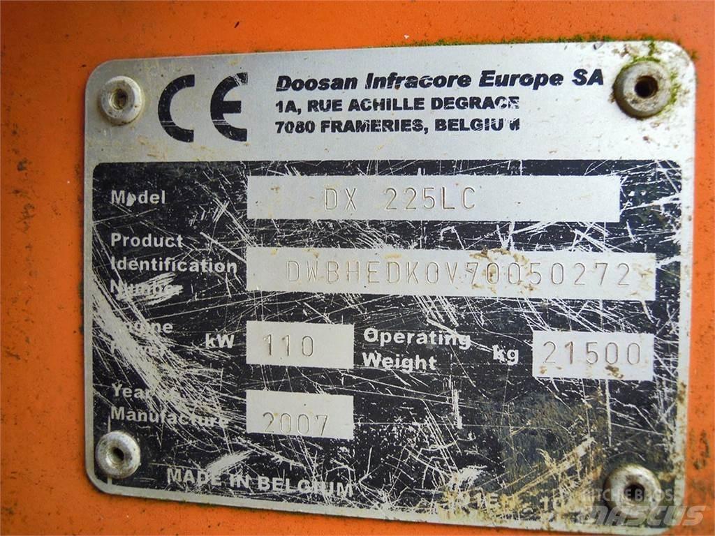 Doosan DX225LC Εκσκαφείς με ερπύστριες