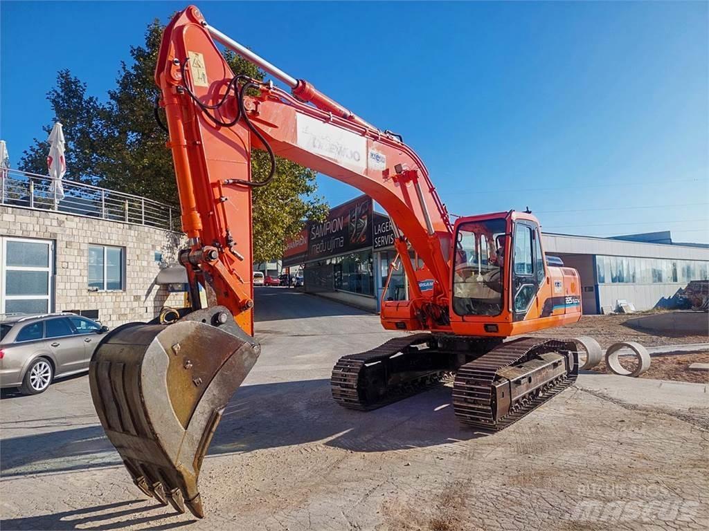 Doosan SOLAR 225NLC-V Εκσκαφείς με ερπύστριες
