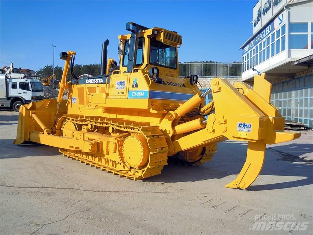 Dressta TD-25M Μπουλντόζες με ερπύστριες