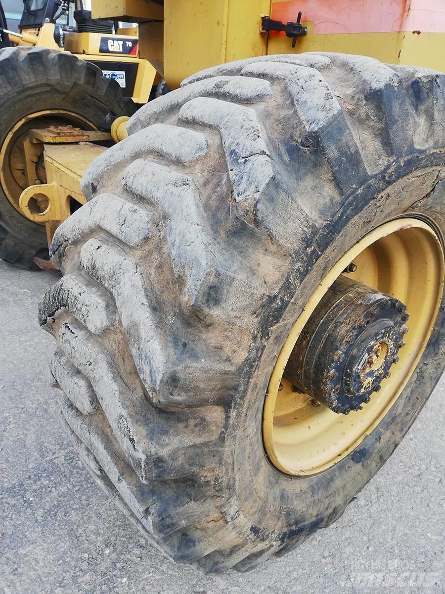 Grove AMZ 66 XT Ανυψωτήρες με αρθρωτό βραχίονα