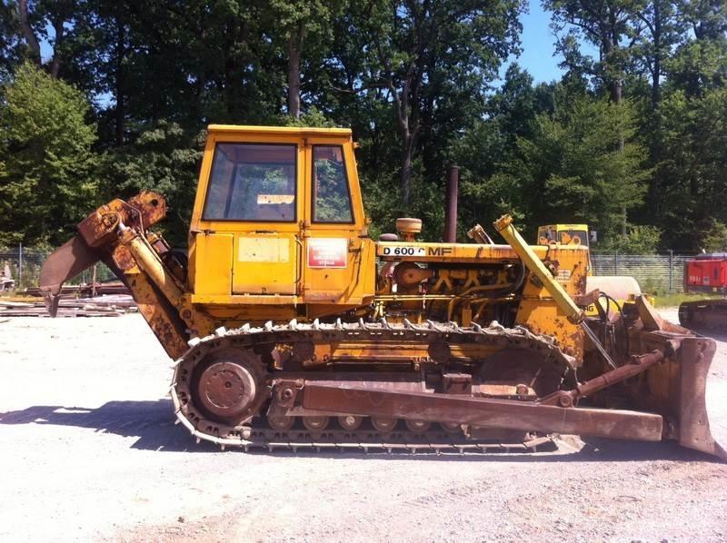 Hanomag D600 Μπουλντόζες με ερπύστριες