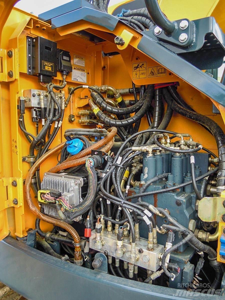 Hyundai HX145LCR Εκσκαφείς με ερπύστριες