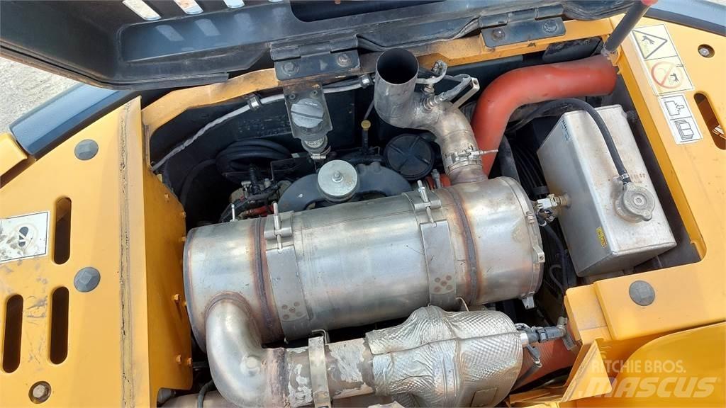 Hyundai HX145LCR Εκσκαφείς με ερπύστριες