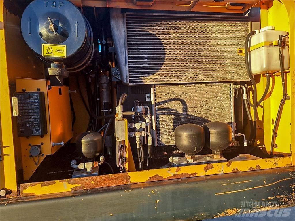 Hyundai R170W-7A Εκσκαφείς με τροχούς - λάστιχα