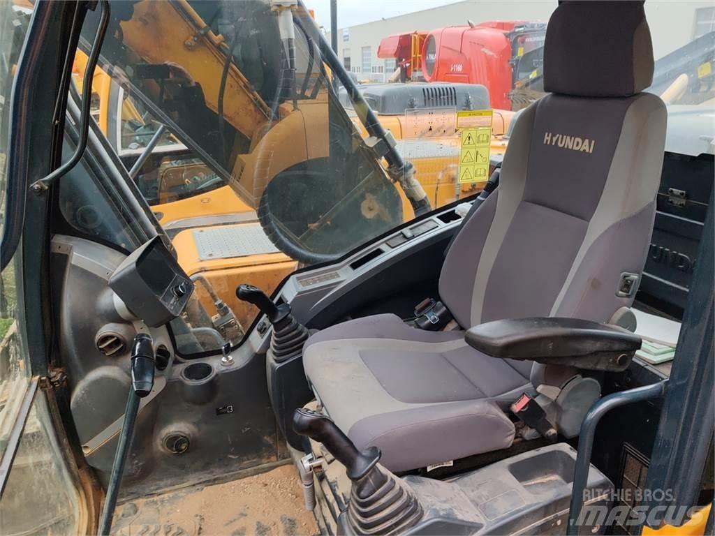 Hyundai R220LC-9S Εκσκαφείς με ερπύστριες
