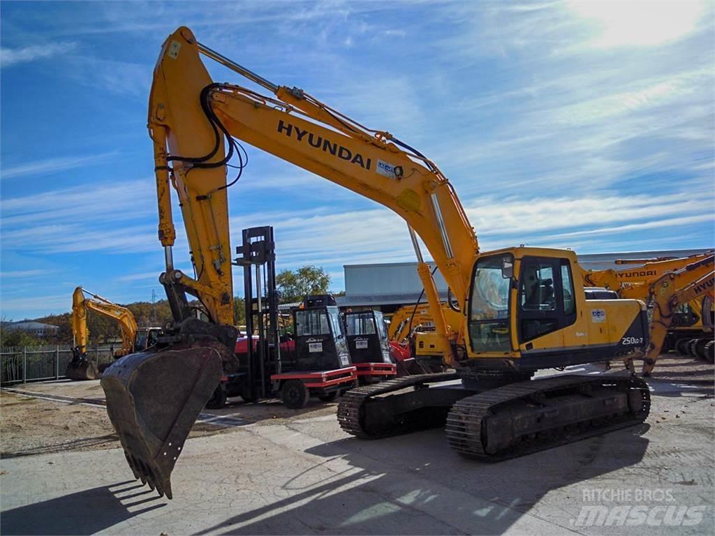 Hyundai R250LC-7 Εκσκαφείς με ερπύστριες