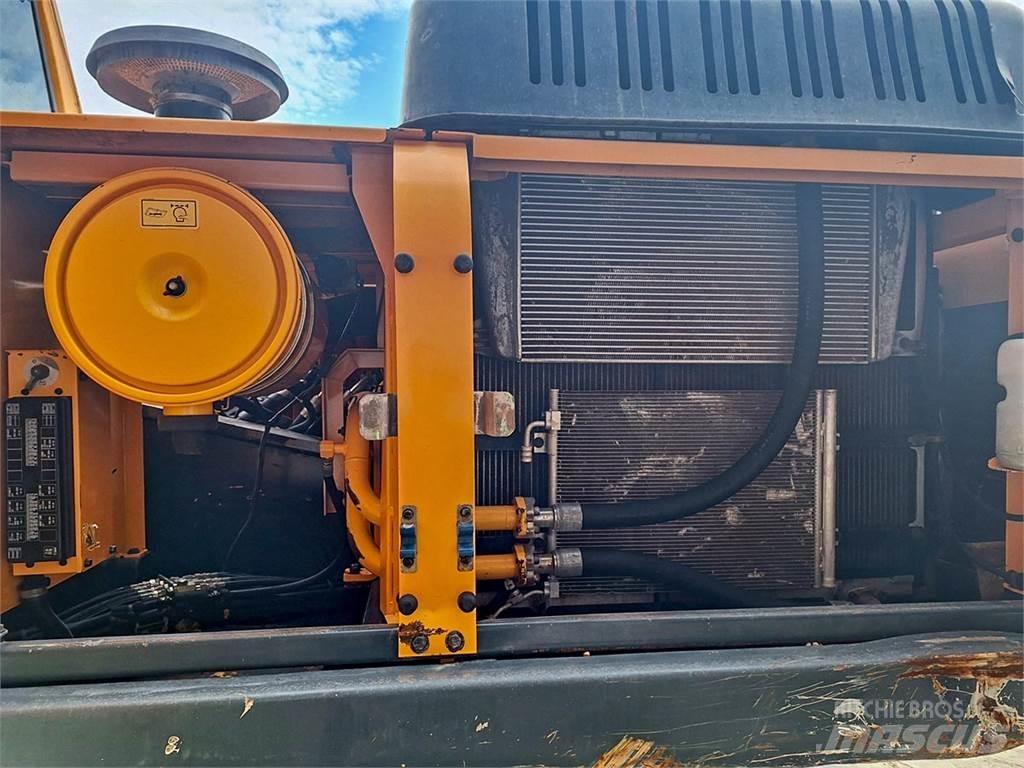 Hyundai R330LC-9 Εκσκαφείς με ερπύστριες