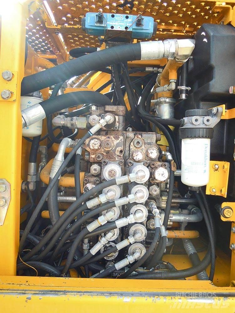 JCB JZ255NC Εκσκαφείς με ερπύστριες