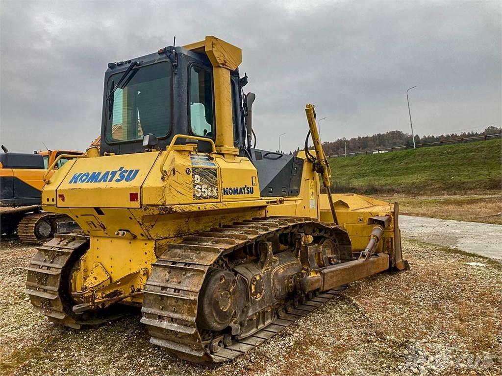 Komatsu D65EX Μπουλντόζες με ερπύστριες