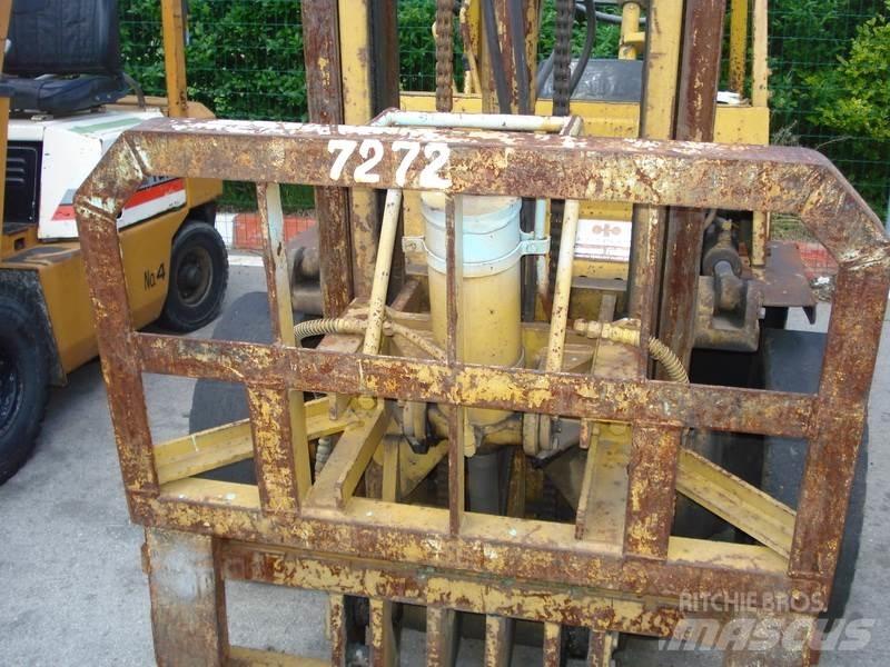 Komatsu FG25-7 Περονοφόρα ανυψωτικά κλαρκ - άλλα