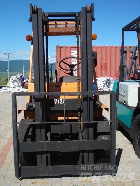Komatsu FG25L-7 Περονοφόρα ανυψωτικά κλαρκ - άλλα