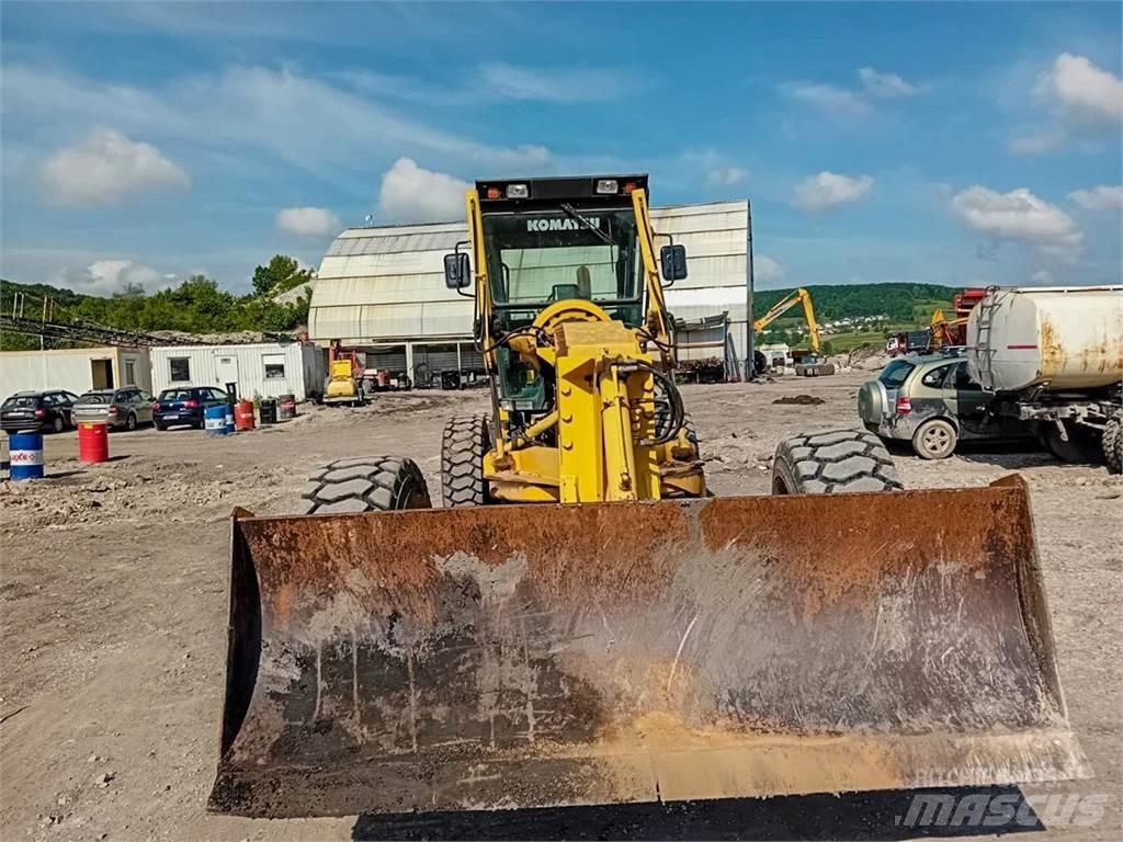 Komatsu GD655-3A Γκρέιντερς